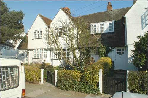 064-68 Erskine Hill